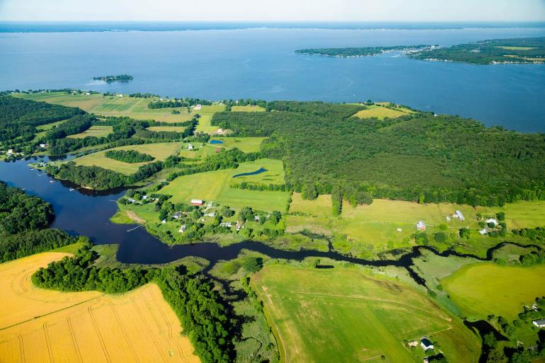 Overview of Chesapeak Bay in Maryland - very green terrain with waterways 